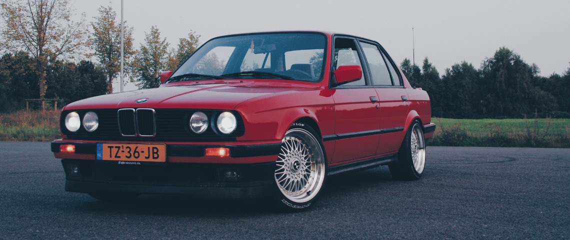 Een oude auto kopen of verkopen. Is dit wel zo een slim idee?