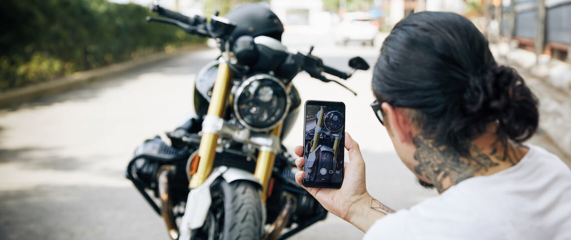 Levert losse verkoop van een motoroccasion meer op dan aan een garage?